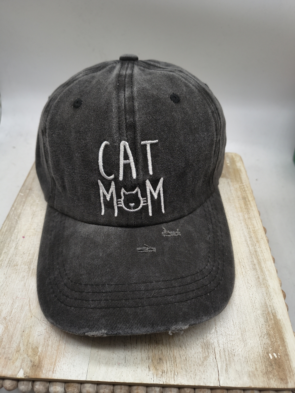 Cat Mom Embroidered Baseball Cap - Black